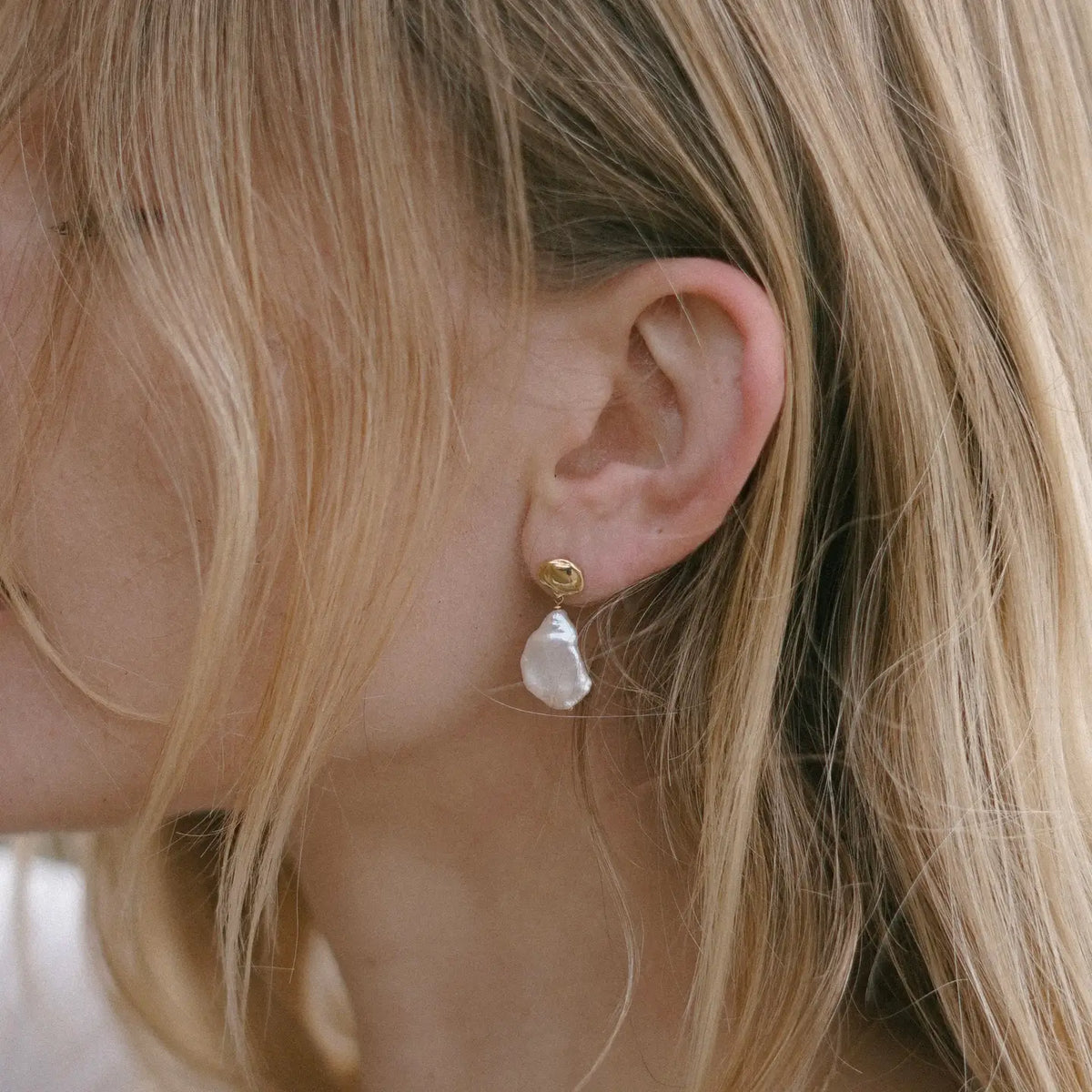 Cloud Earrings with Baroque Pearl