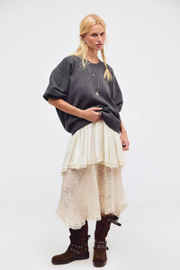 Alma Pullover in Charcoal Heather