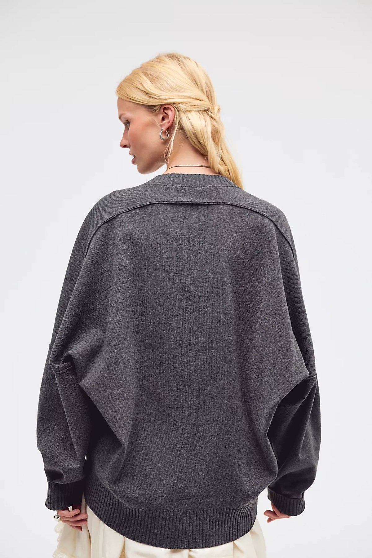 Alma Pullover in Charcoal Heather