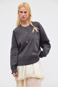 Alma Pullover in Charcoal Heather
