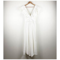 Bisou Bisou White Dress Size 6