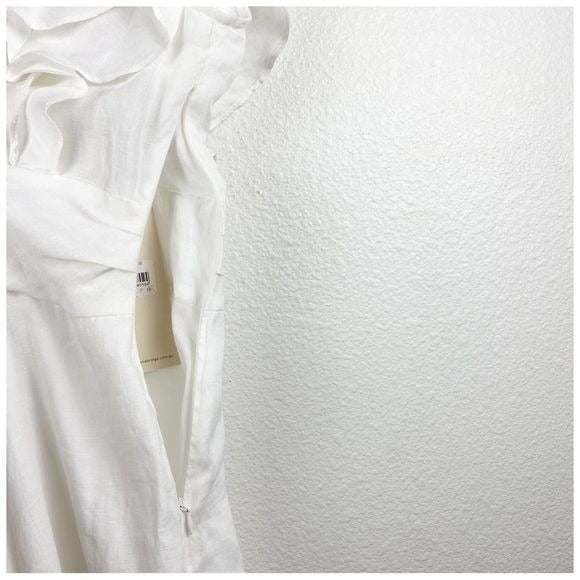Bisou Bisou White Dress Size 6