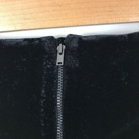 Twist Turn Velvet Crop Top in Black