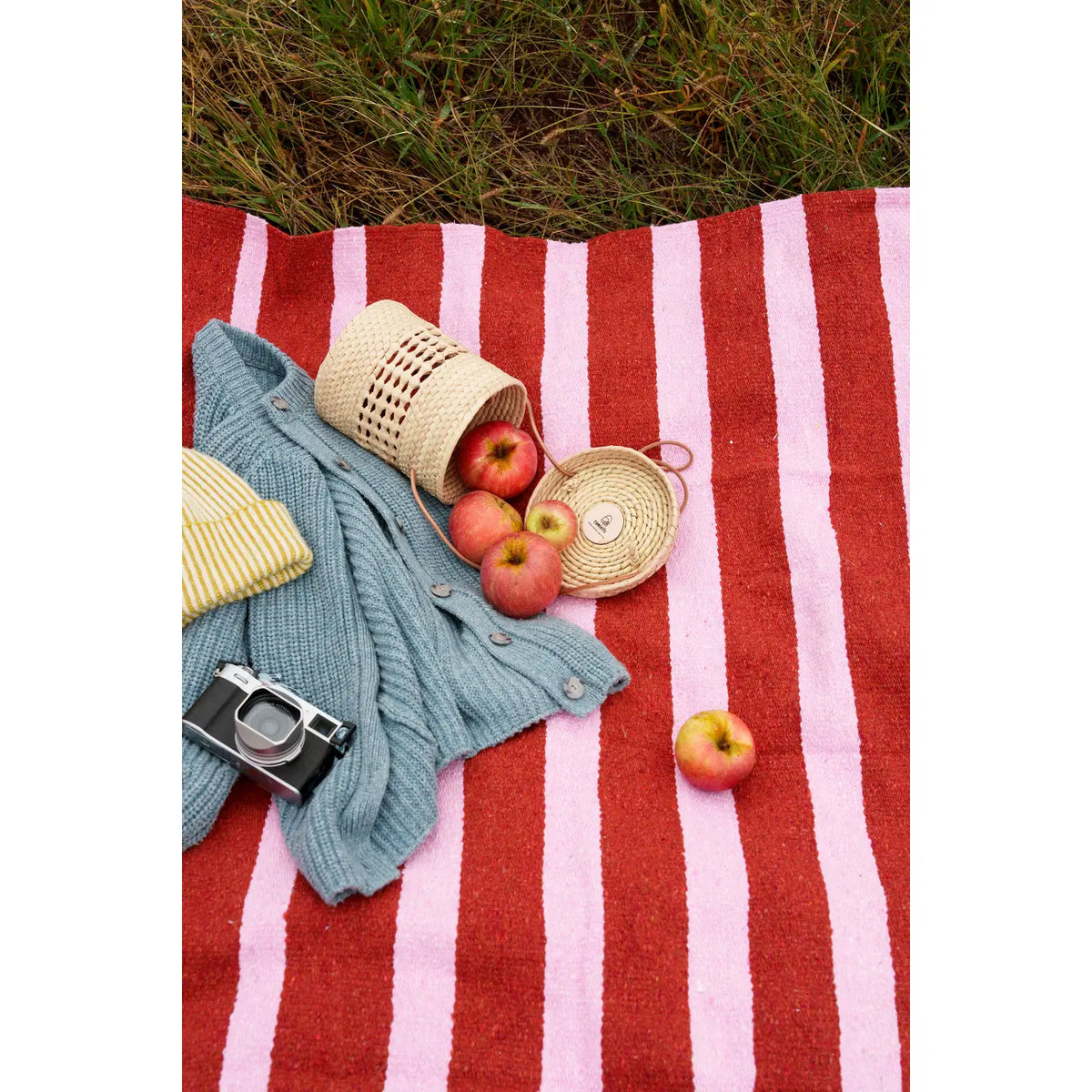 Marea Cereza - Blanket Roll