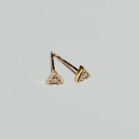 Cléo Triangle Studs