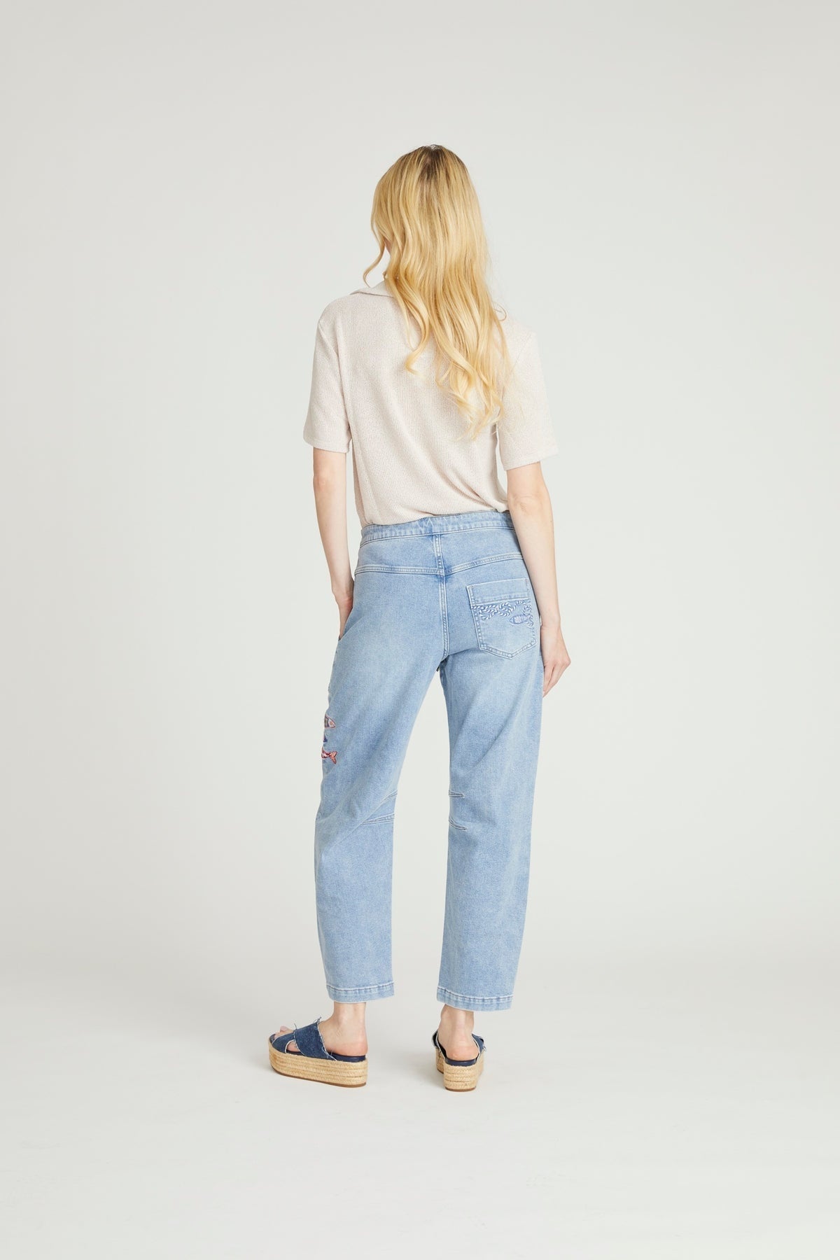 Twyla Barrel in Going Coastal