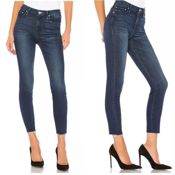 High Waisted Looker Ankle Fray in Tongue And Chic Size 24