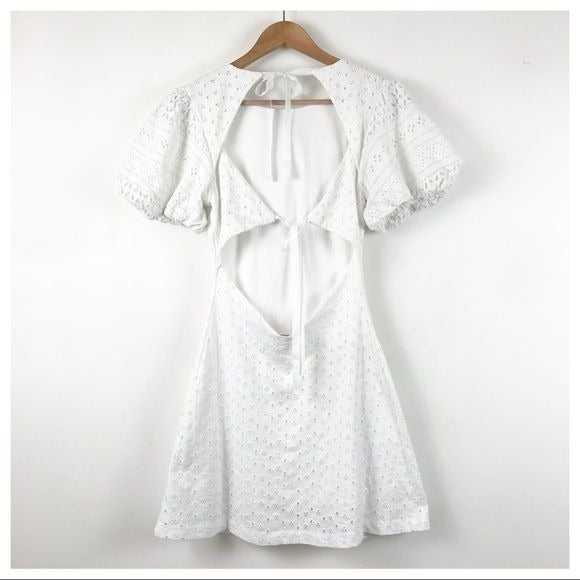 Apricot Rose Eyelet Mini Dress in White Size XS