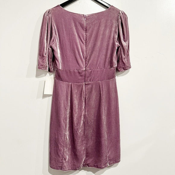 Viva Deep V Mini Dress‎ in Lilac - Medium