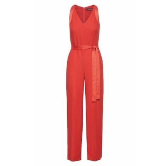 NWT V-Neck Sleeveless Red Jumpsuit Size 00P