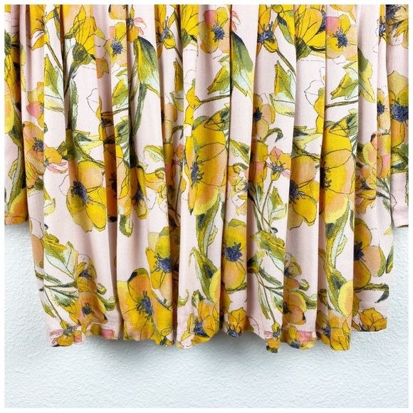 Tegan Printed Floral Pleated Dress Size 4