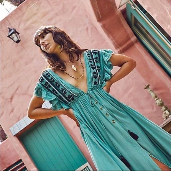 Bali Will Wait For You Embroidered Midi Dress Size XS