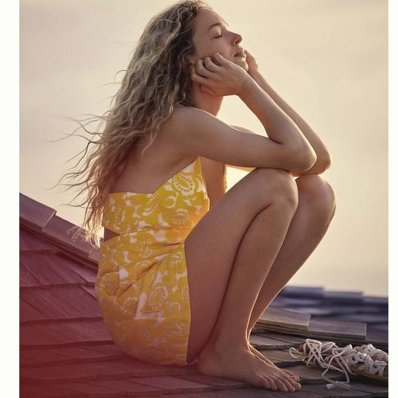 Maeve Strappy Lace Mini Dress in Yellow Size 10