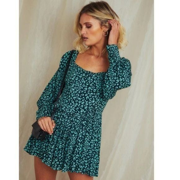 Charlie Holiday NWT Leopard Print Romper Size 8