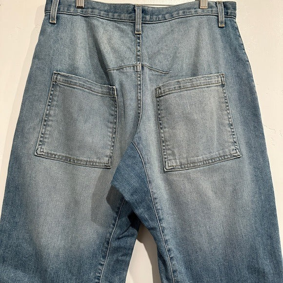 Shon Jean Mid-Rise Stretch Barrel Denim in Summer Wash