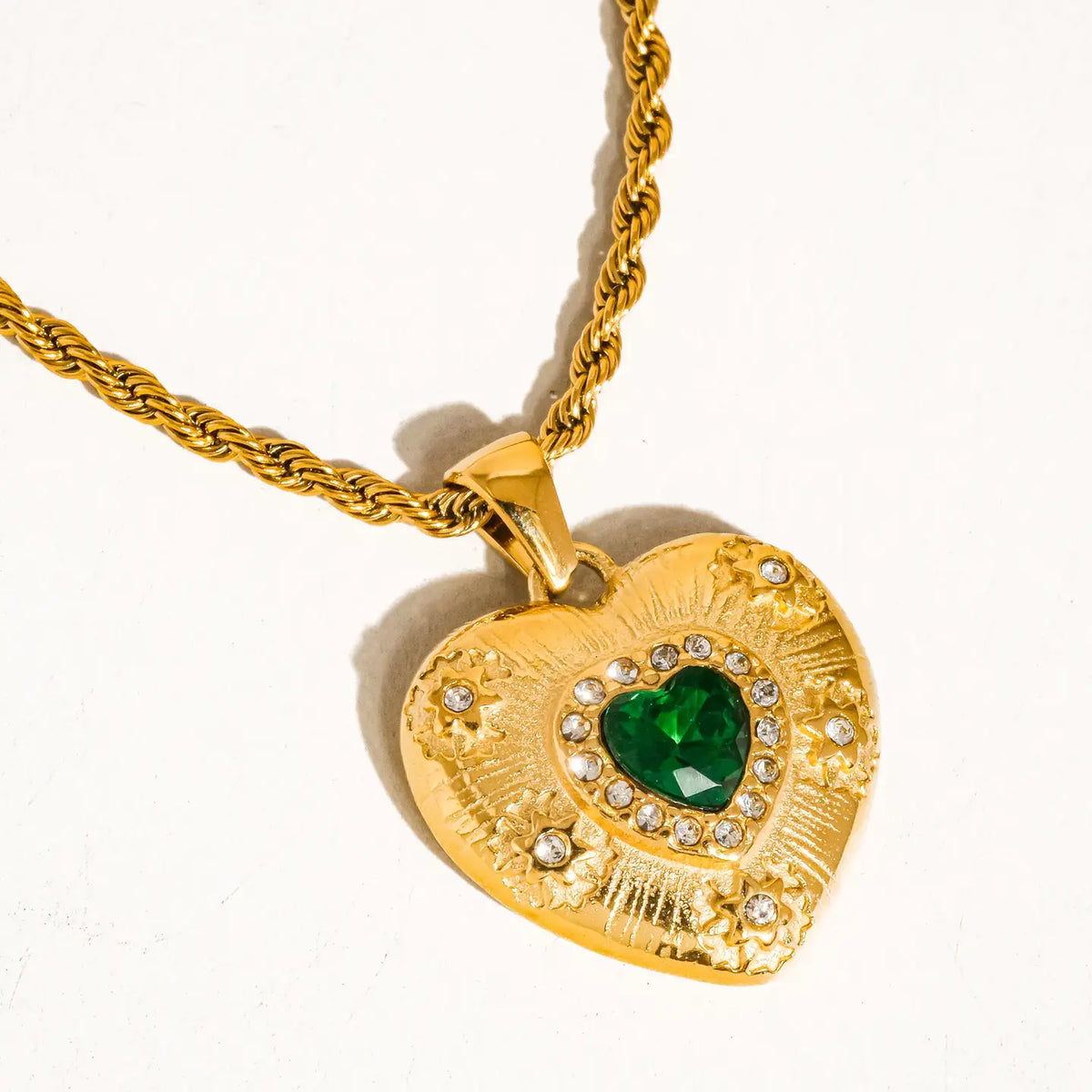 Akira 18K Gold Green Cz Heart Necklace