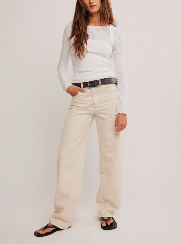 Aster Straight Jeans in Cream