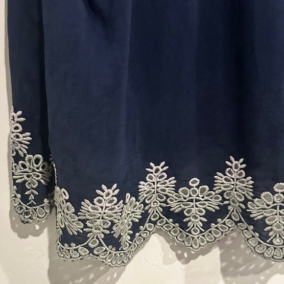 Embroidered Floral Reena Top in Navy
