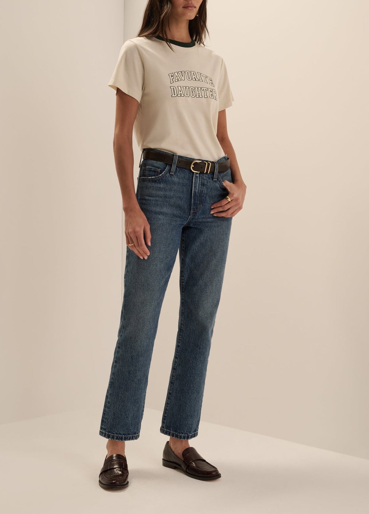 The Collegiate Classic Tee in Pumice/Forest
