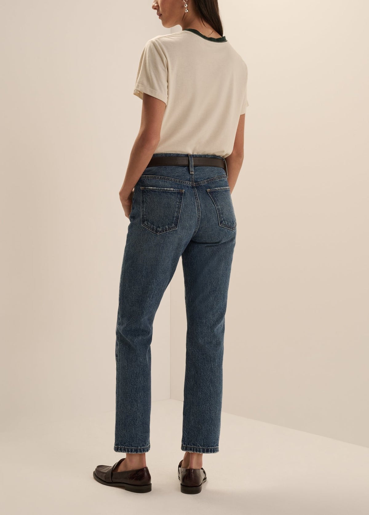 The Collegiate Classic Tee in Pumice/Forest