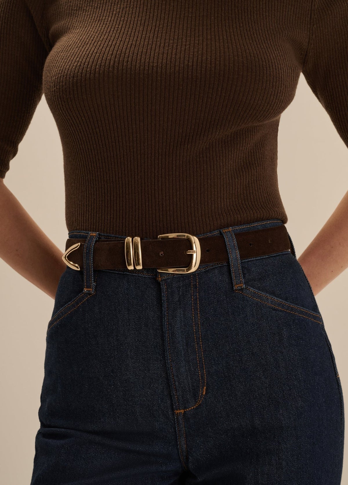 The Suede Jordan Belt in Chocolate Gold