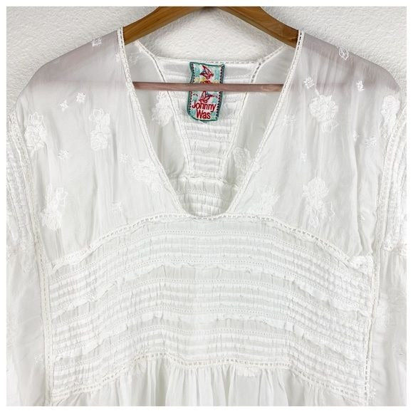 Hiedine Georgette Drama Poncho Top in White Size Medium