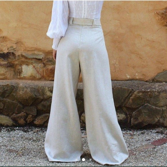 Dahlia Linen Pant in Natural Size 6