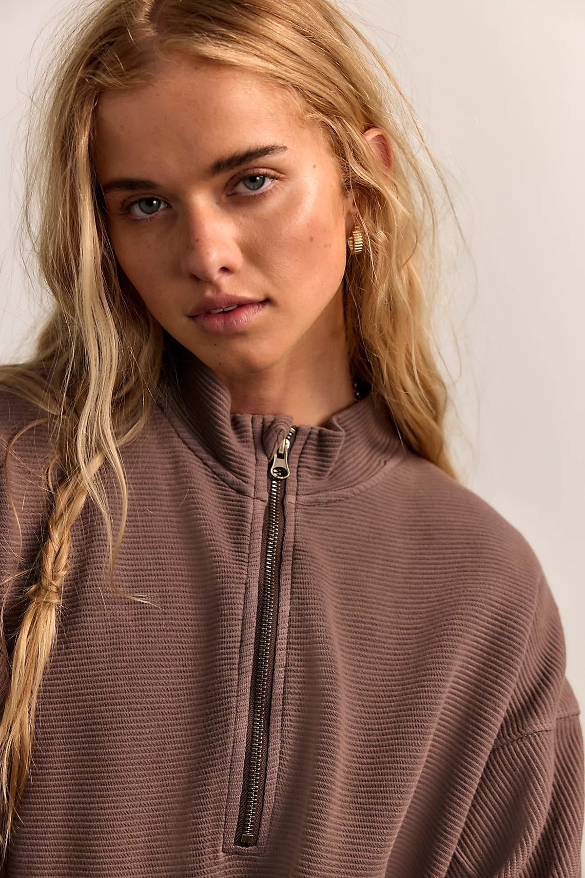 Celeste Quarter Zip in Mochachinno