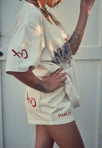 Wild Horse Sweatshorts in Creme