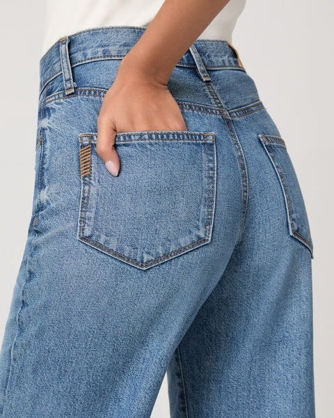 Callie 32" Inset Flare Jean in Elysian