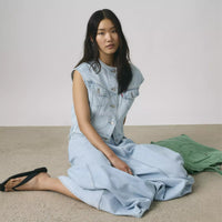XL Skirt in Light Wash