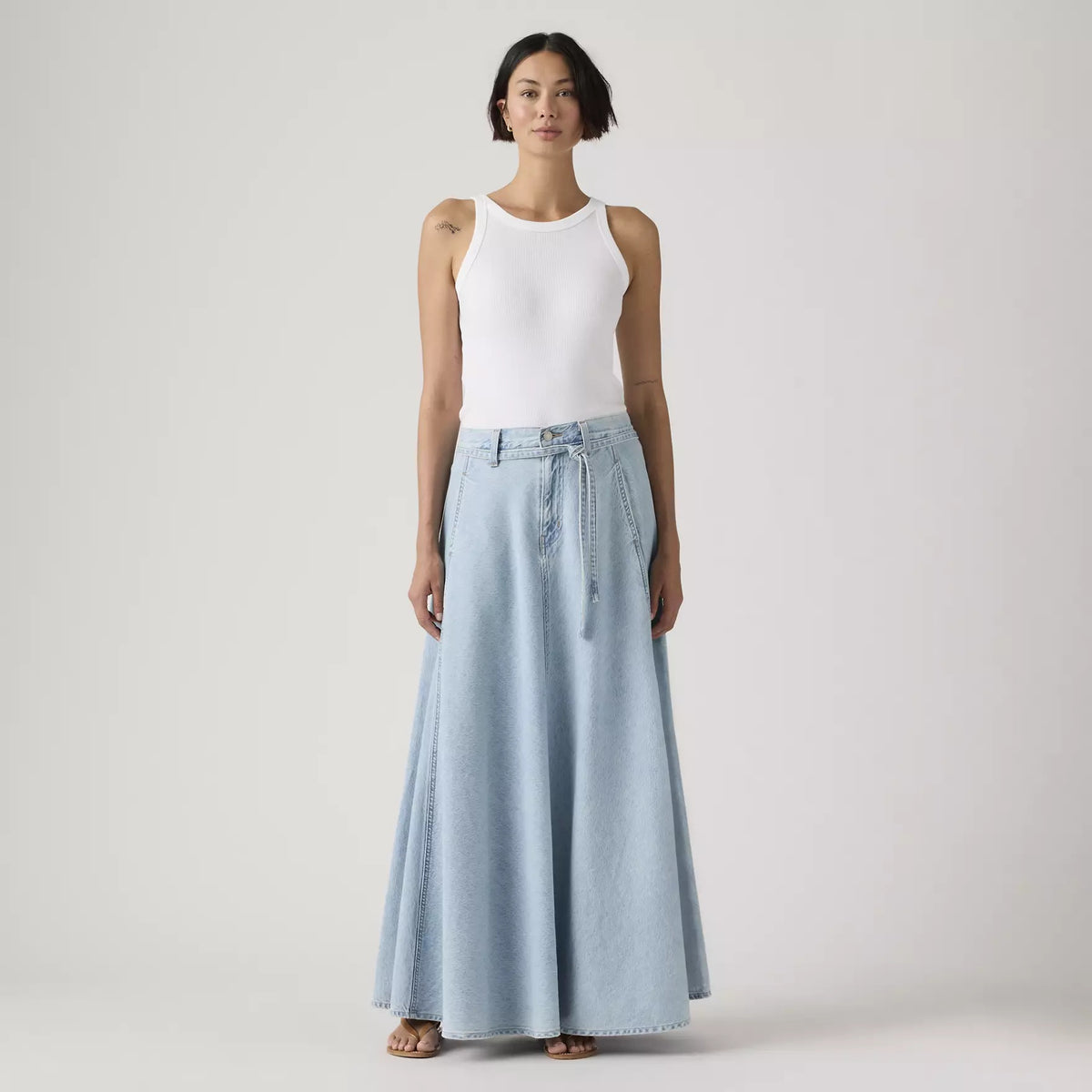 XL Skirt in Light Wash