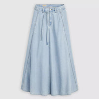 XL Skirt in Light Wash
