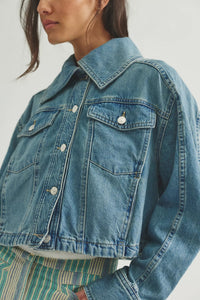 Side To Side Cropped Denim Jacket in River Wash