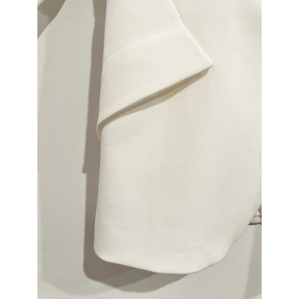 Chamberlain Blazer in White - 8