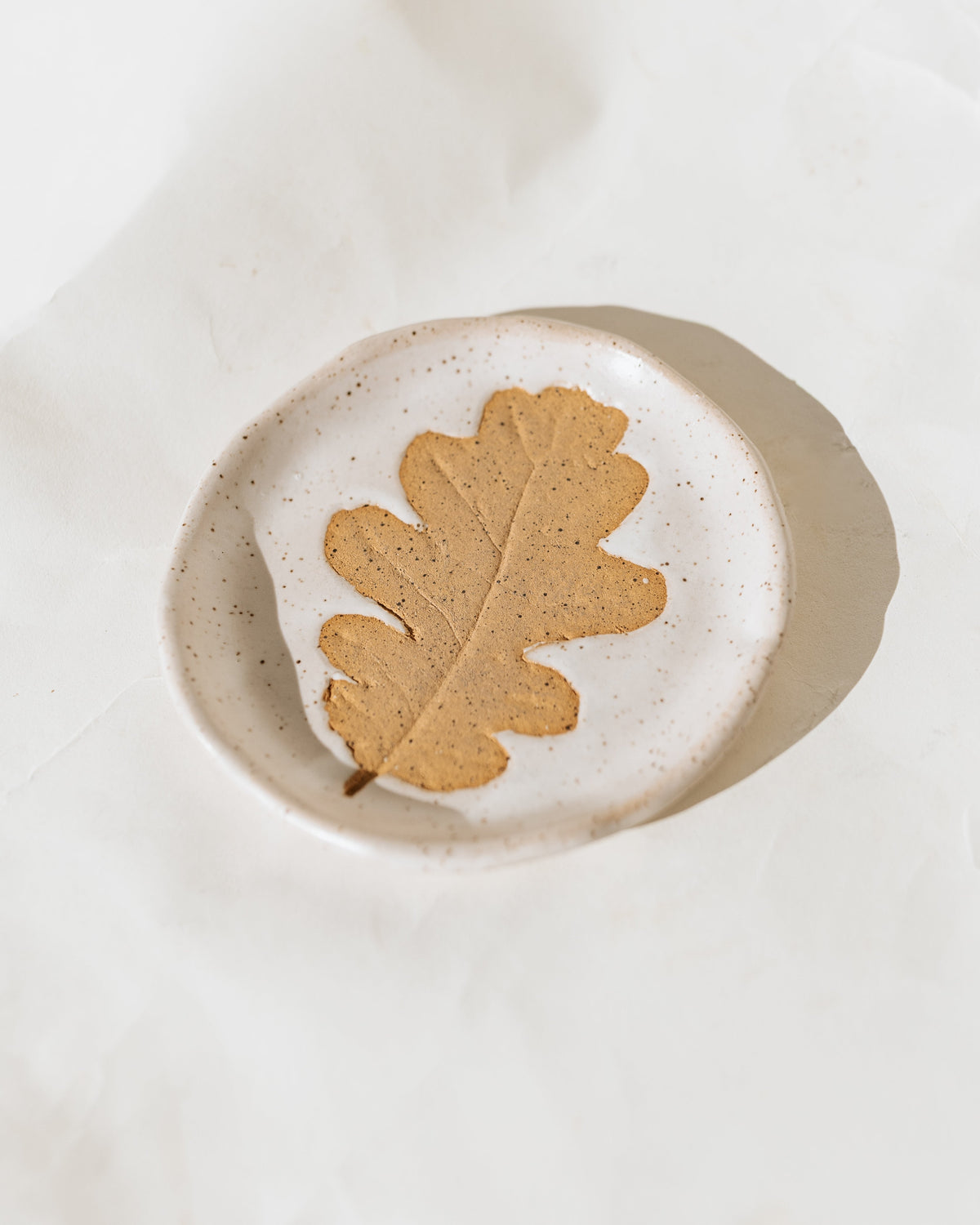 Medium Oak Dish