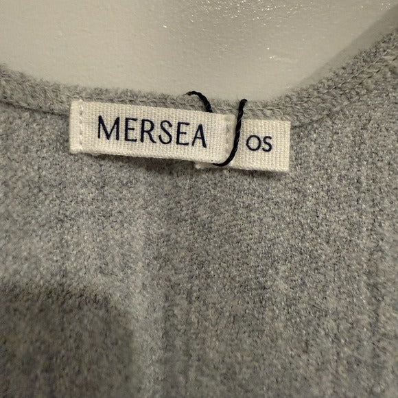 Classic Travel Wrap in Fog