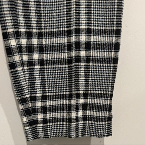 Honolulu Plaid Skinny Pant in Black/White/Blue Size 12