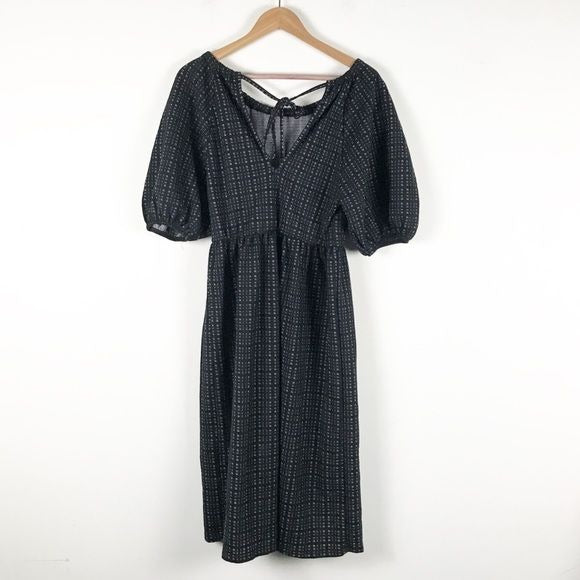 Black and White Textured Puff Sleeve Dress Size Small