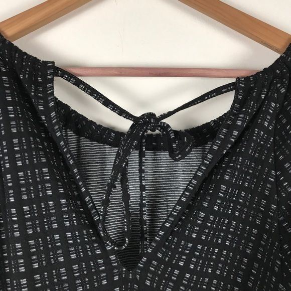 Black and White Textured Puff Sleeve Dress Size Small