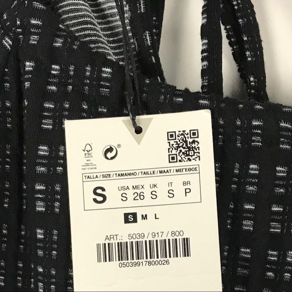 Black and White Textured Puff Sleeve Dress Size Small
