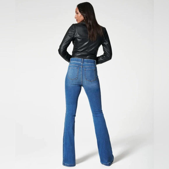 Flare Jeans in Vintage Indigo